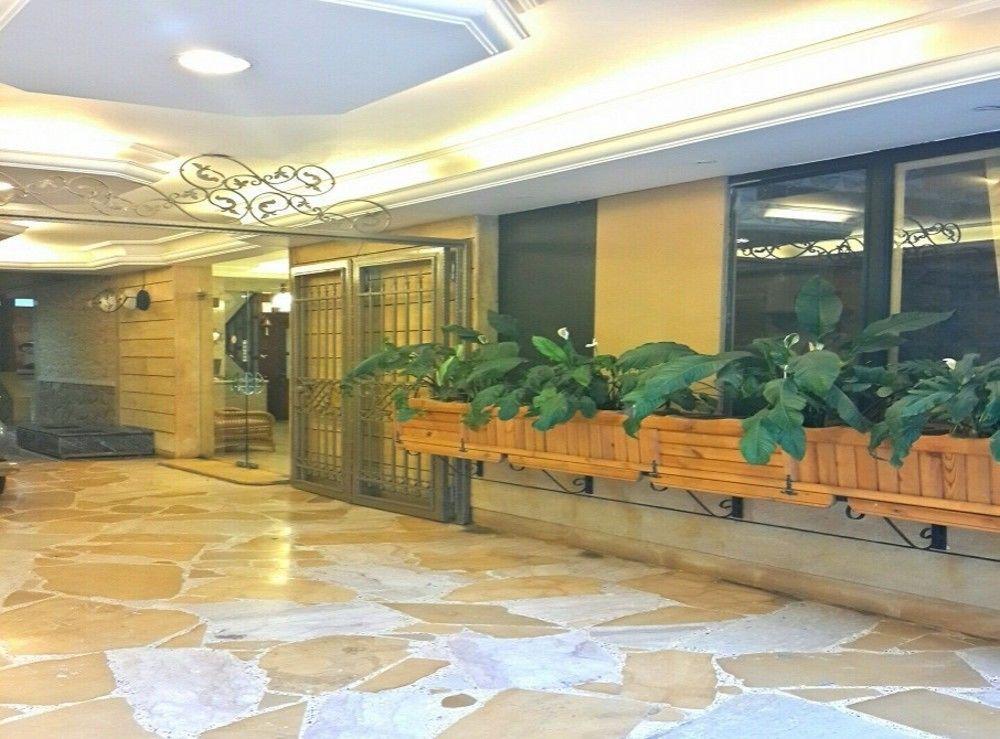Viccini Suites Beirut Exterior photo