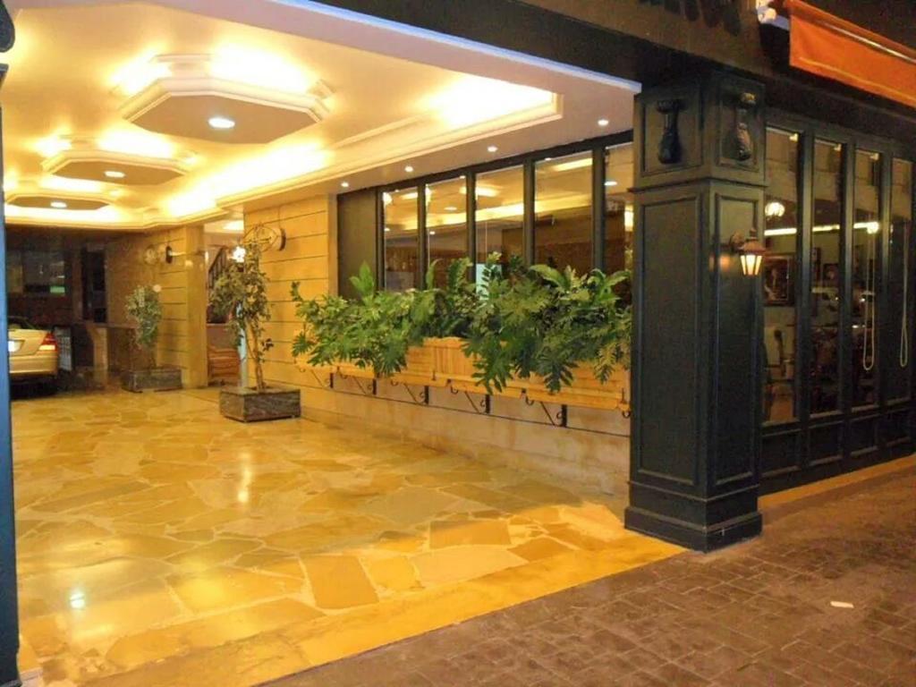 Viccini Suites Beirut Exterior photo